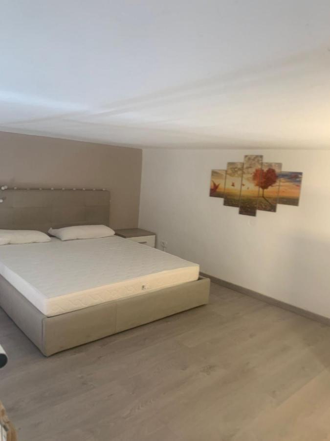 Odeon Apartment In Centro A Livorno Dış mekan fotoğraf
